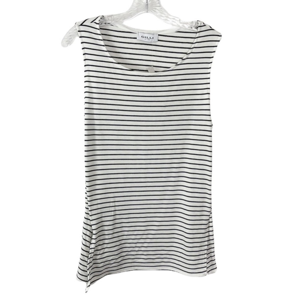 NWT Gilli Tank Stretch Knit Black And White Stripes Women Size‎ M